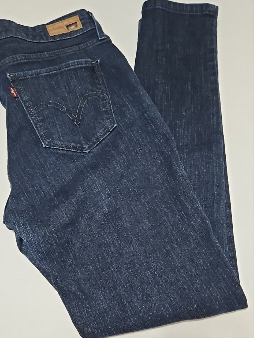 Levi's Women's Skinny Jeans Leggings in Dark Blue Wash Size 10M
